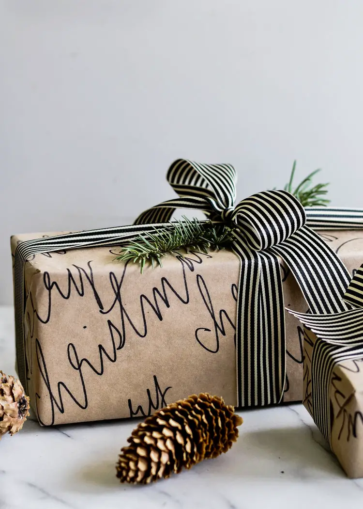 11-diy-calligraphy-wrapping-paper