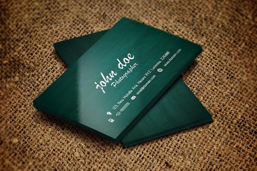 inetersting green business card