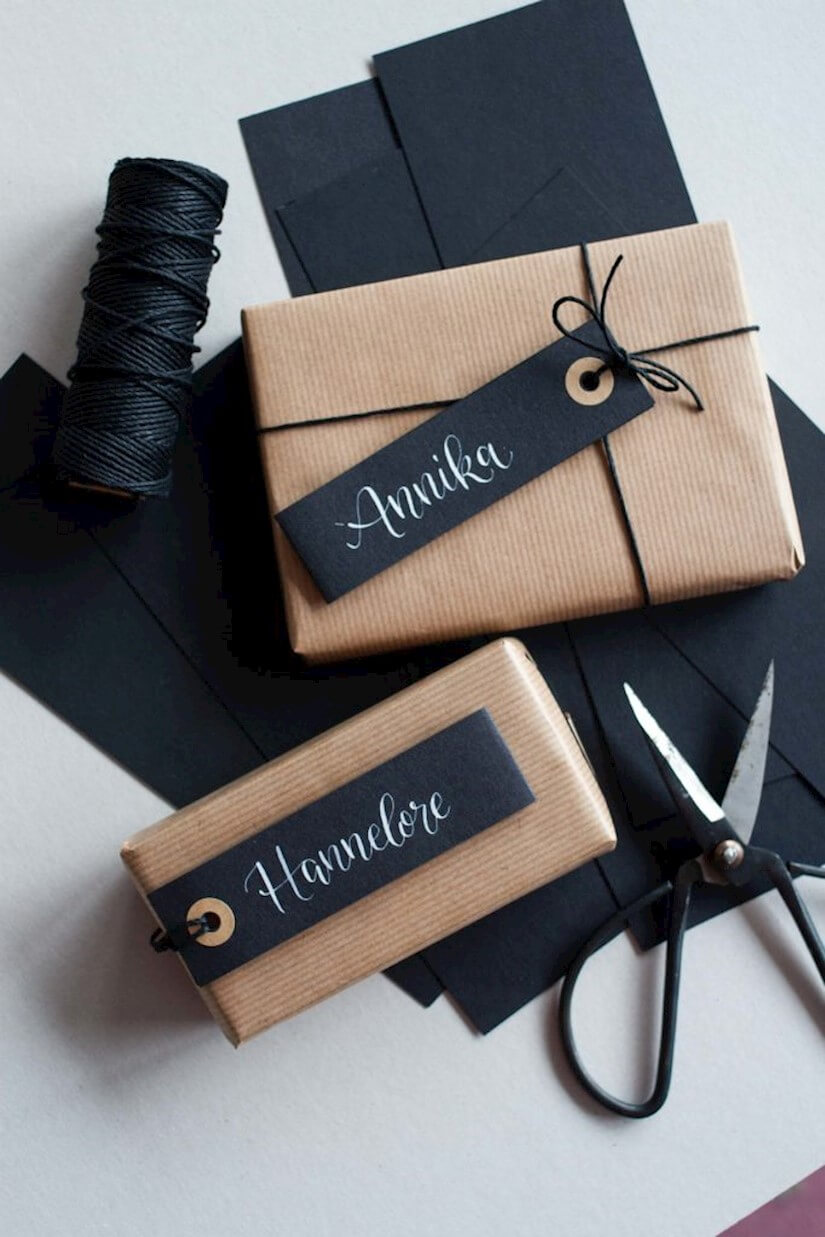 black gift tags