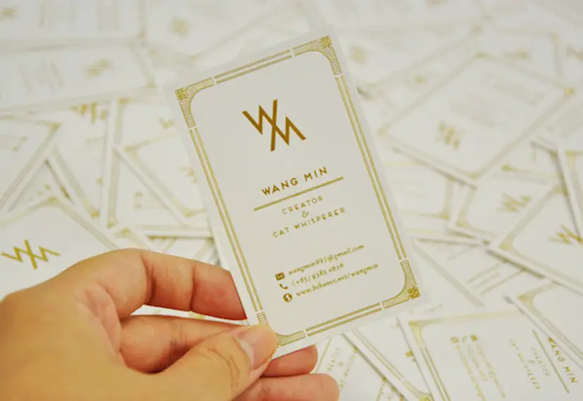 golden minimalist design business card