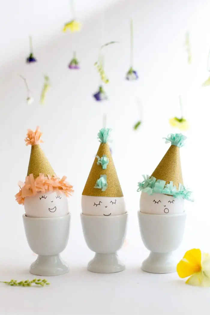 diy easter eggs in party hats