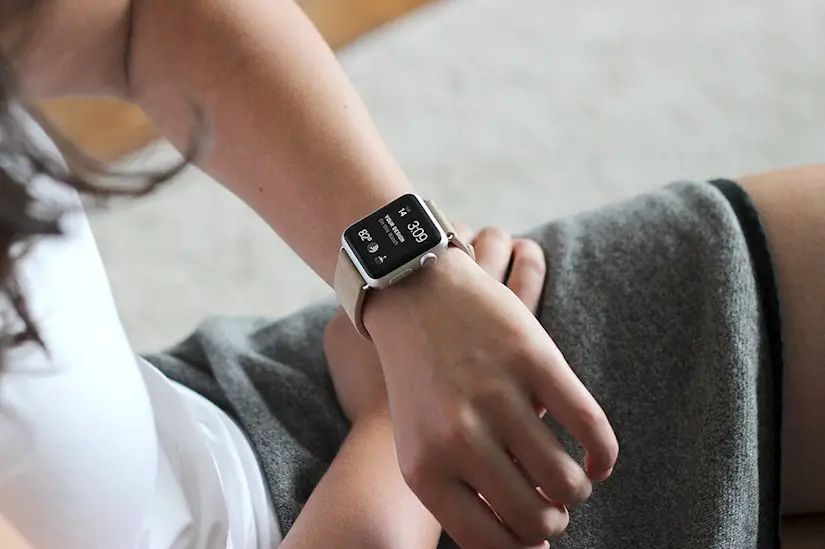 10 real world apple watch mockups