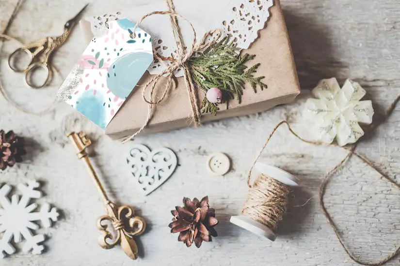 styled cozy chrismas tag mockup