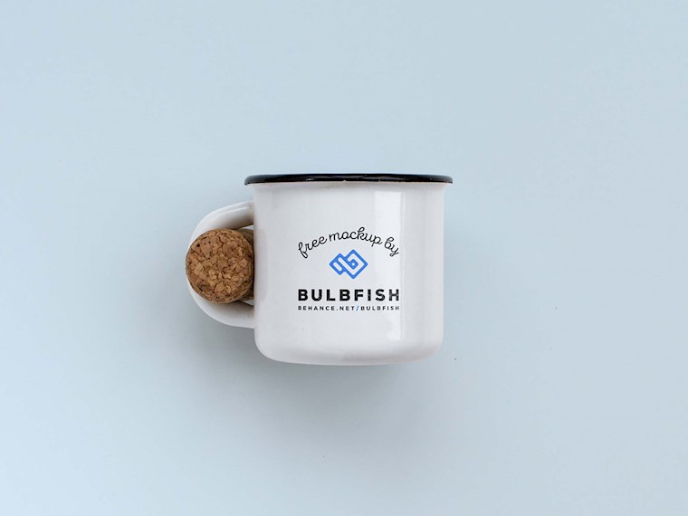 2 free mug mockups psd